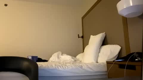 itsavibeouthere online show from 12.17.24