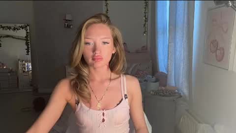 Bella Peach online show from 05.01.26