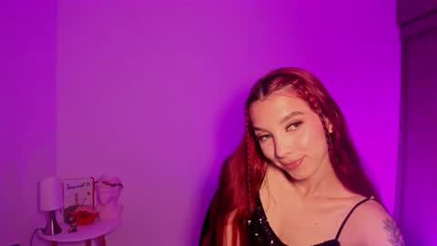 Snapshot of itscamill chatting on 09.21.25 camill online show from 09.21.25