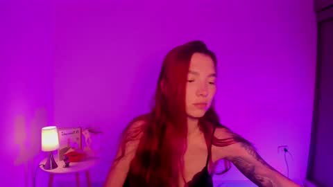 Snapshot of itscamill chatting on 09.23.25 camill online show from 09.23.25