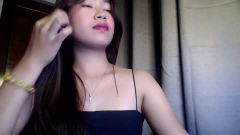 Snapshot of itscandygurl chatting on 01.10.25 Candy online show from 01.10.25