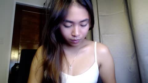 Snapshot of itscandygurl chatting on 02.20.25 Candy online show from 02.20.25