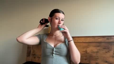 itsKaylaaa online show from 06.27.26