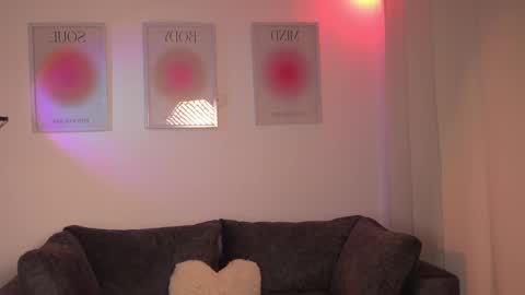 lau online show from 12.23.25