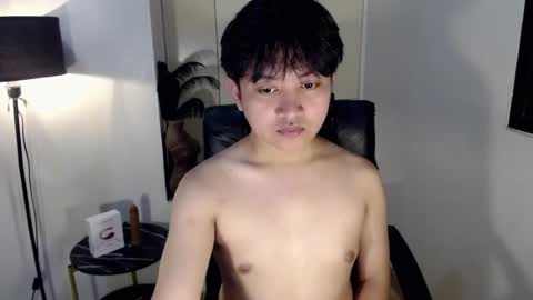 Snapshot of itsme_berniexx chatting on 07.19.26 ask me online show from 07.19.26