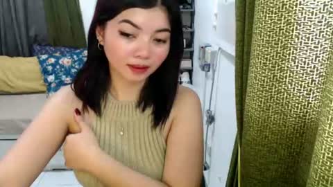 Snapshot of itsme_jo chatting on 06.24.26 itsme_jo online show from 06.24.26