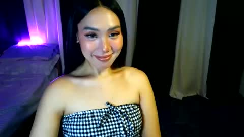 Snapshot of itsmehotqueen chatting on 05.10.26 itsmehotqueen online show from 05.10.26