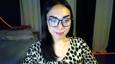Snapshot of itsmehotqueen chatting on 05.19.26 itsmehotqueen online show from 05.19.26