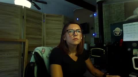 ItsMeSophie X online show from 09.18.25