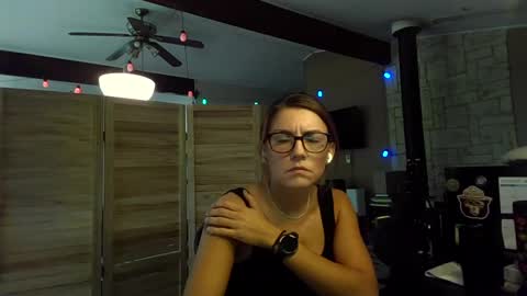 ItsMeSophie X online show from 10.06.25