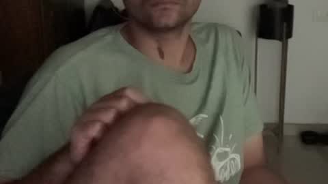 Snapshot of itsmylife021 chatting on 10.12.25 Raje online show from 10.12.25