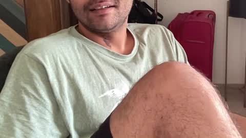 Snapshot of itsmylife021 chatting on 10.13.25 Raje online show from 10.13.25