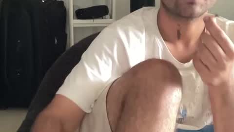 Snapshot of itsmylife021 chatting on 10.15.25 Raje online show from 10.15.25