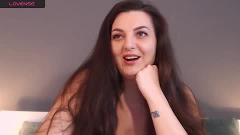 Melissa Khaan online show from 02.24.26