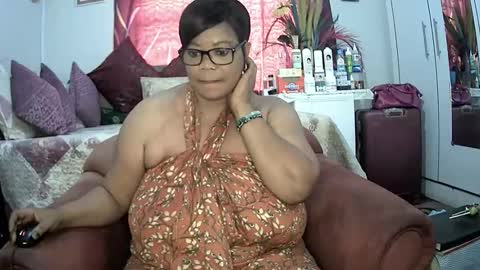 itumeleng74 online show from 12.31.24