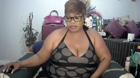 itumeleng74 online show from 01.21.25