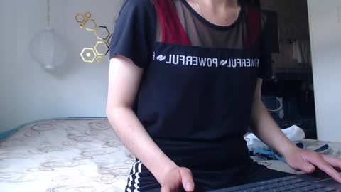 Snapshot of ivana_rose chatting on 02.08.25 Adris online show from 02.08.25