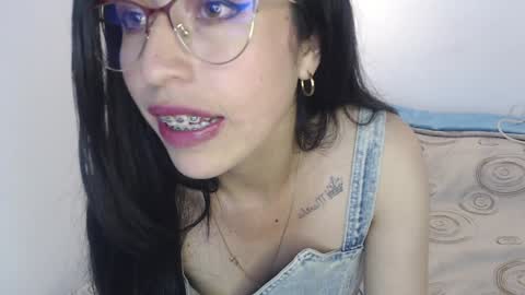 Snapshot of ivana_rose chatting on 02.09.25 Adris online show from 02.09.25