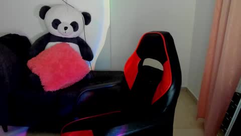 Snapshot of ivanna_essis chatting on 09.23.25 ivanna_essis online show from 09.23.25