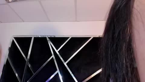 ivannaa18 online show from 11.14.25