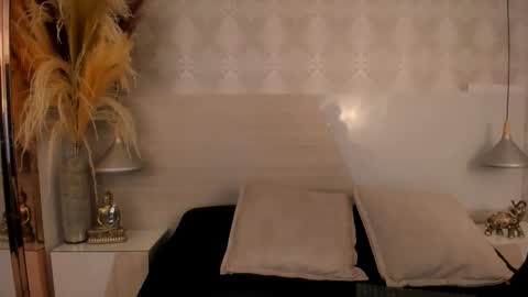 Ivannaanggel online show from 11.02.25