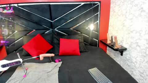 Ivis  online show from 11.11.25