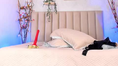 Ivone Adams online show from 02.28.26