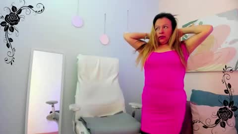 Ivonne online show from 03.05.26