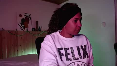 ivonne_collins33 online show from 02.04.26