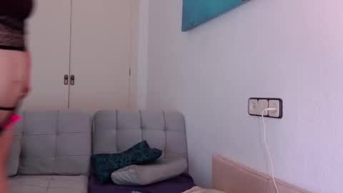 Ivonne online show from 01.28.25