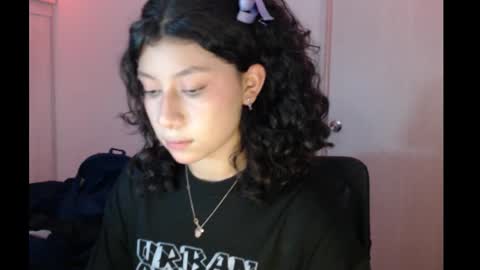 ivonny111 online show from 11.18.25