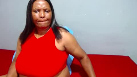 Snapshot of ivorytits48 chatting on 02.13.25 IVORYTITS48 online show from 02.13.25