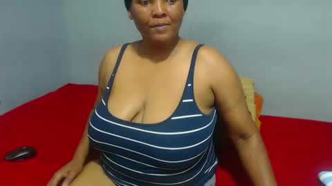 Snapshot of ivorytits48 chatting on 02.18.25 IVORYTITS48 online show from 02.18.25