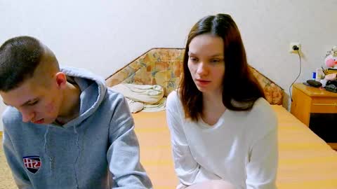 Ivy and Lester online show from 03.12.25