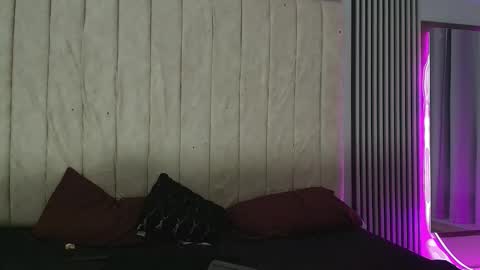 ivy_and_joseph online show from 10.05.25