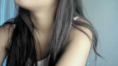 Ivy Layla online show from 12.07.24