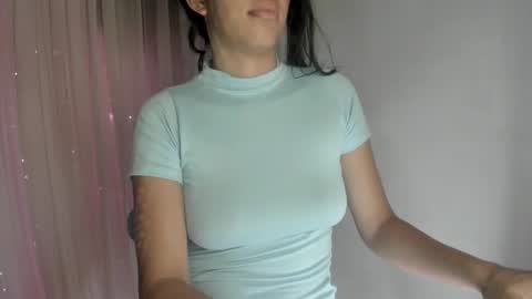Ivy Layla online show from 12.11.24