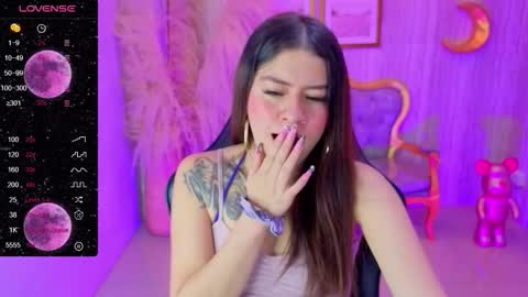 Ivy  online show from 10.20.25