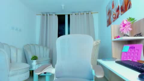 Adriana Independent Model online show from 03.28.26