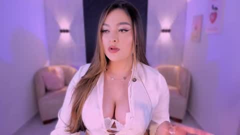 Ivy online show from 12.20.25