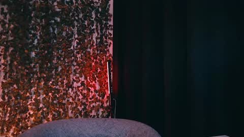 Miss Ivy online show from 01.19.25