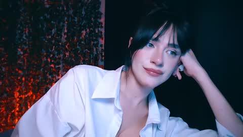 Miss Ivy online show from 02.17.25