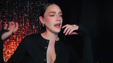 Miss Ivy online show from 03.02.25