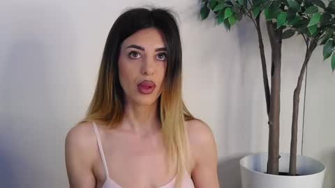 IvyLustt online show from 05.25.26