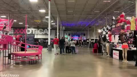 Snapshot of ivyminxxx chatting on 12.08.24 Ivy Minxxx online show from 12.08.24