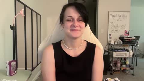 Snapshot of ivyminxxx chatting on 10.23.25 Ivy Minxxx online show from 10.23.25