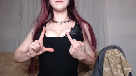 Ivy Rosie online show from 10.02.25