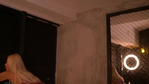 IvyRowa online show from 03.05.26