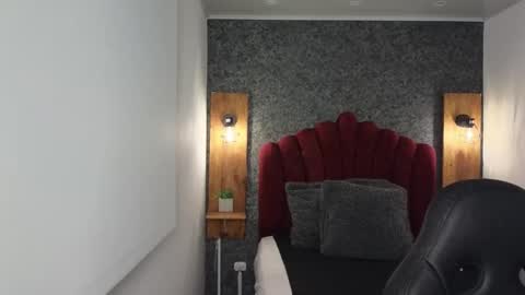 Snapshot of ivyrush09 chatting on 10.26.25 ivyrush09 online show from 10.26.25