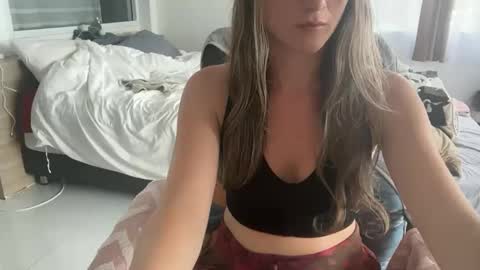 ivysagex online show from 11.11.25